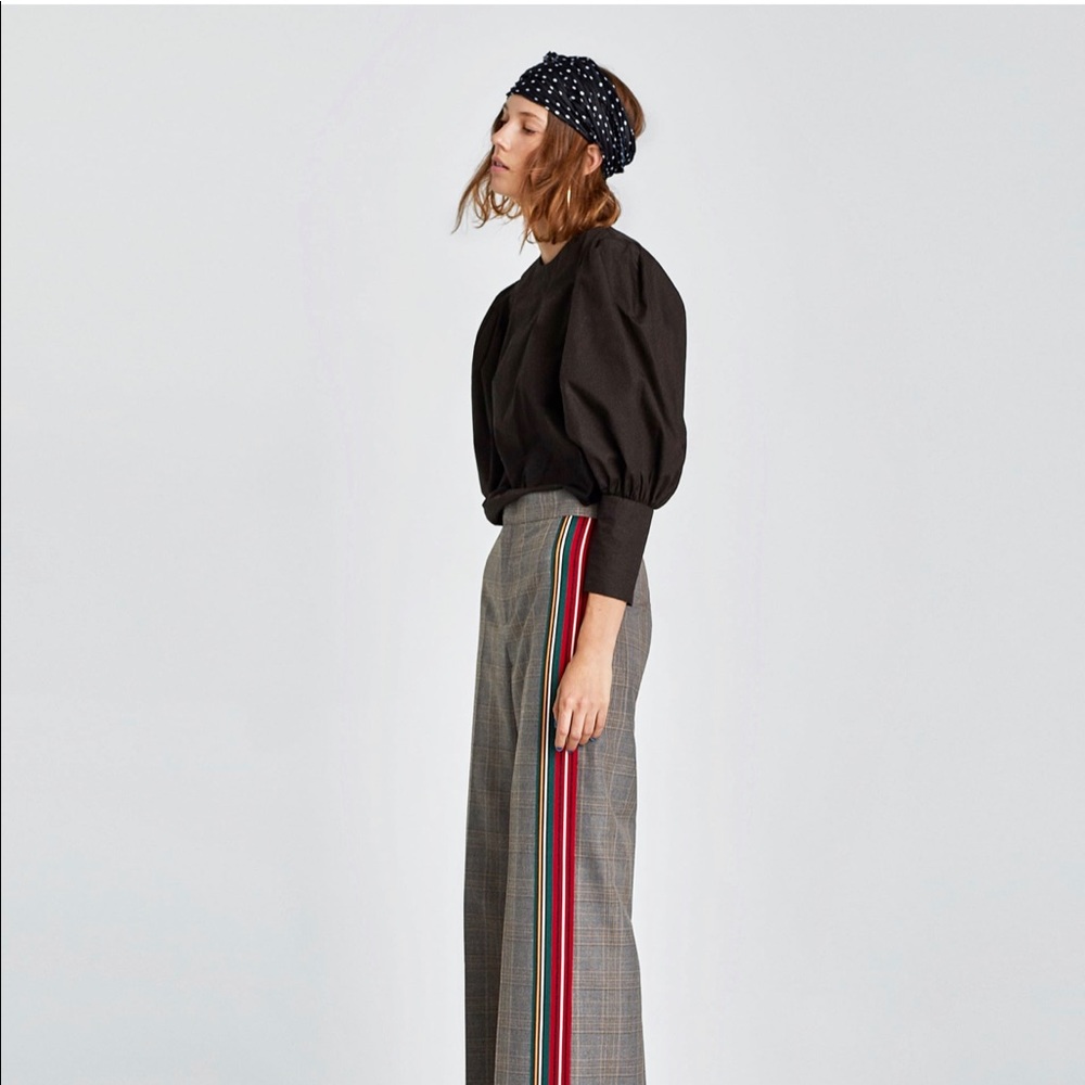 ZARA- NWT trouser with side stripe